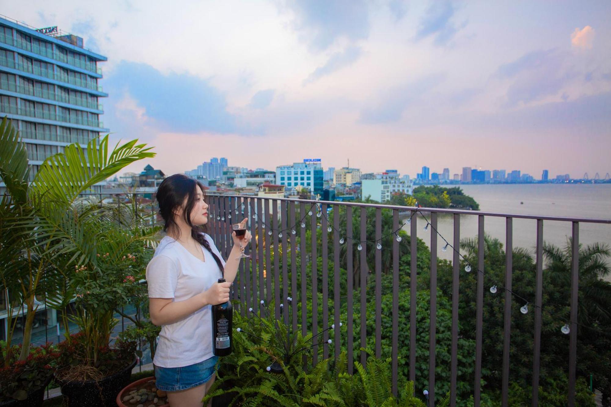 View Hanoi